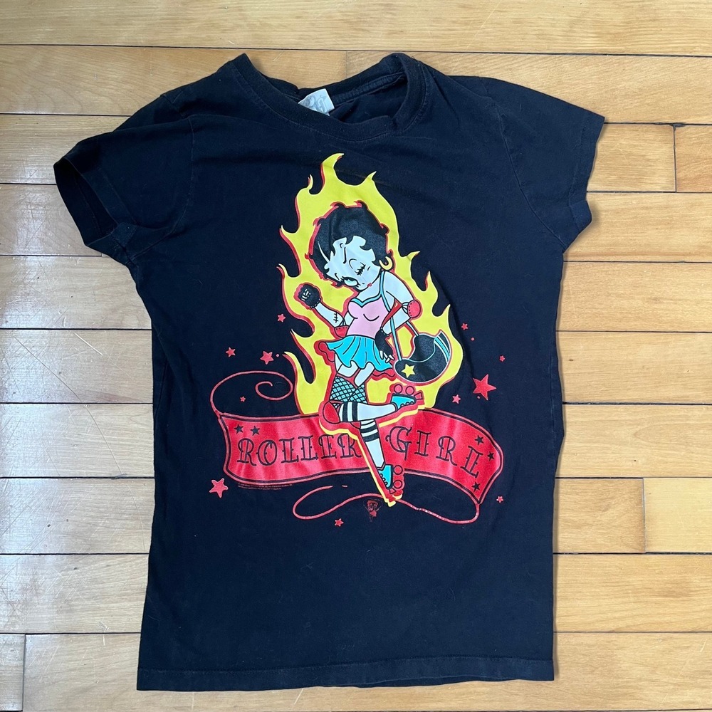 Changes Betty Boop Roller Girl Graphic T-Shirt Black Flames Y2K Vintage